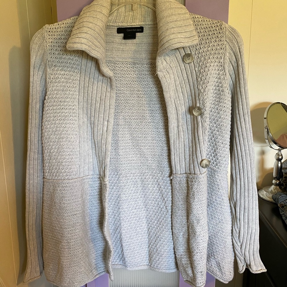 🤍🌫Calvin Klein Knit Button Up Sweater🌫🤍